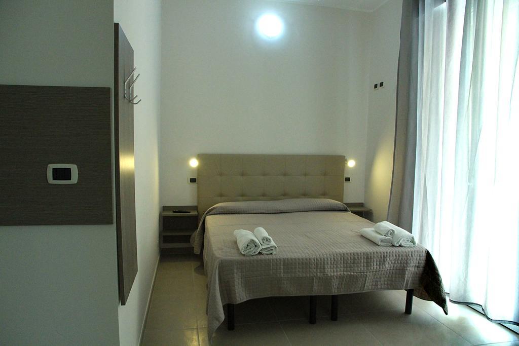 Hotel Sant'Elena Rimini Exterior foto