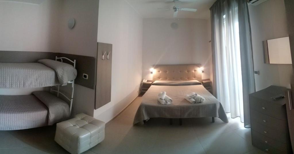 Hotel Sant'Elena Rimini Exterior foto