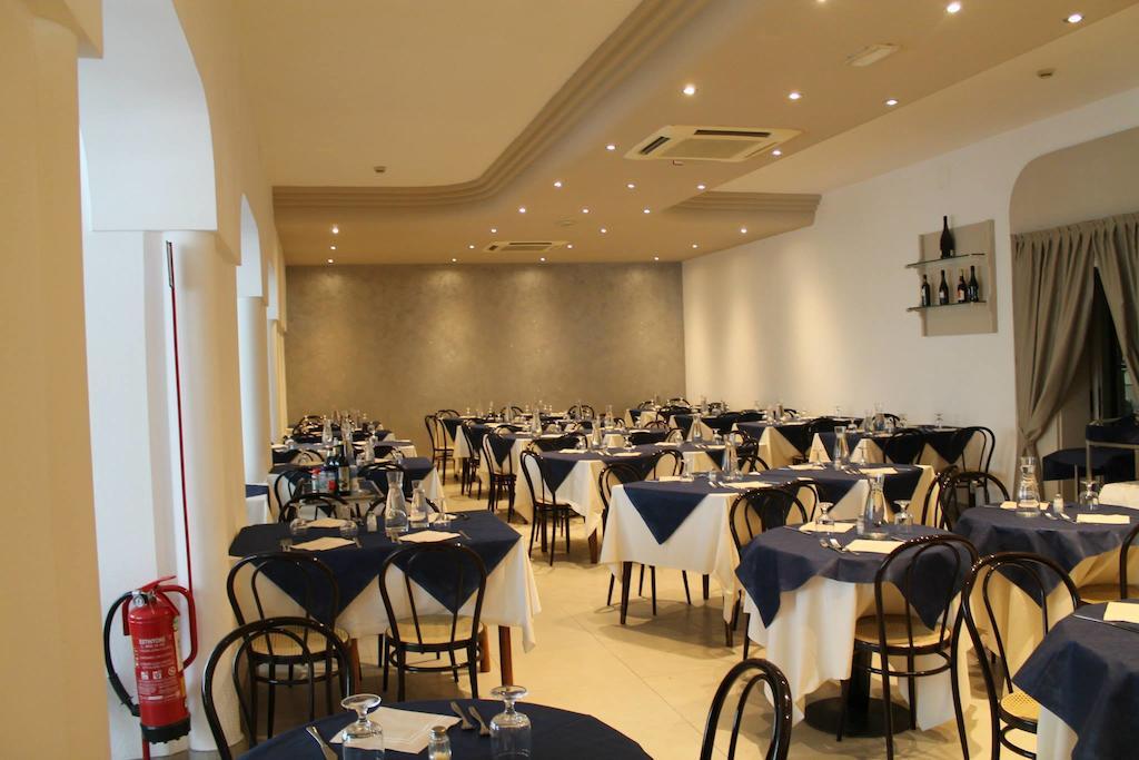 Hotel Sant'Elena Rimini Exterior foto